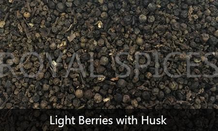 Light Berries with Husk Black Pepper India